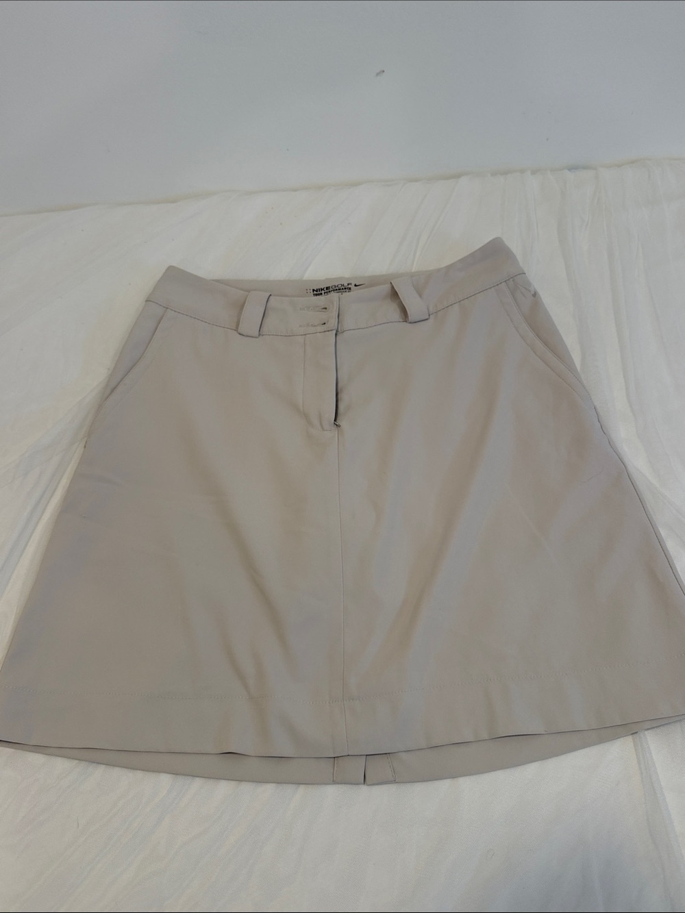 Nike Golf Tour Performance Dri-FIT Shorts Khaki Beige Double Button Size 2